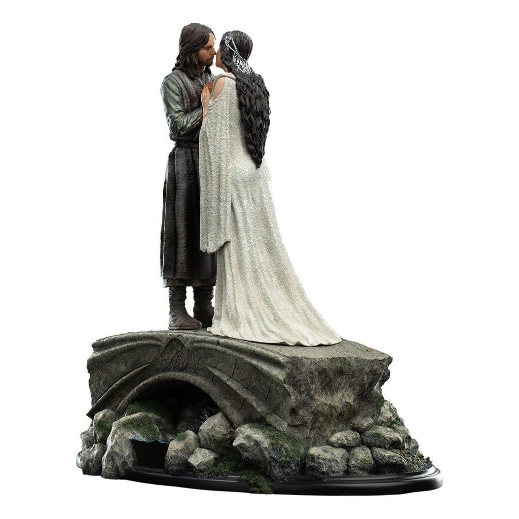 Aragorn & Arwen Mini Statue