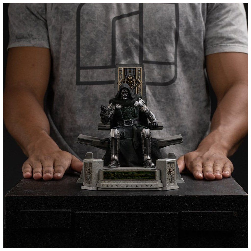 Iron Studios Doctor Doom on Throne front view