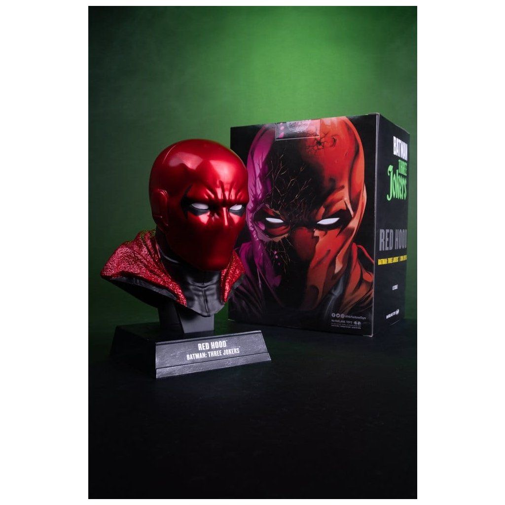 Red Hood Cowl Replica – sběratelská replika masky McFarlane Toys